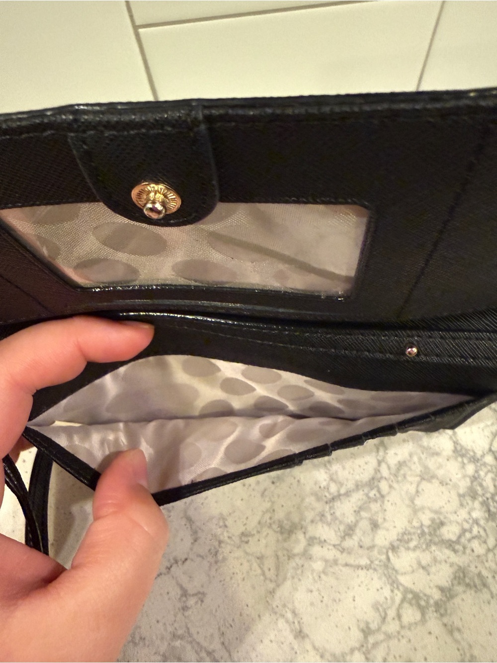 KATE SPADE Black Saffiano Leather Crossbody Wallet Bag - Picture 6 of 7